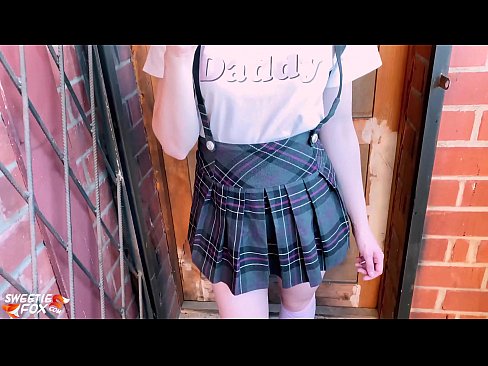 ❤️ Schoolgirl Mengisap penisnya dalam-dalam dan meniduri alih-alih kelas. ️ Porno pada kami id.porn-evooli.ru