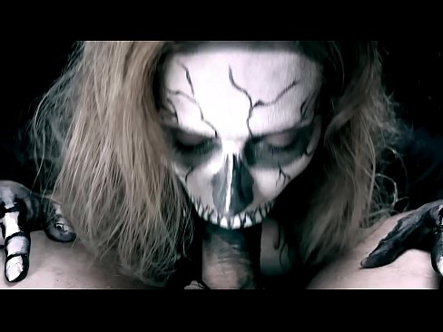❤️ Gadis iblis mengisap ayam dengan mulut hitamnya dan menelan air mani. ️ Porno pada kami id.porn-evooli.ru